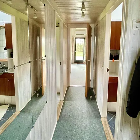 Сasa de vacaciones Ferienhaus-mit-kamin-grossem-garten-und-strandnaehe